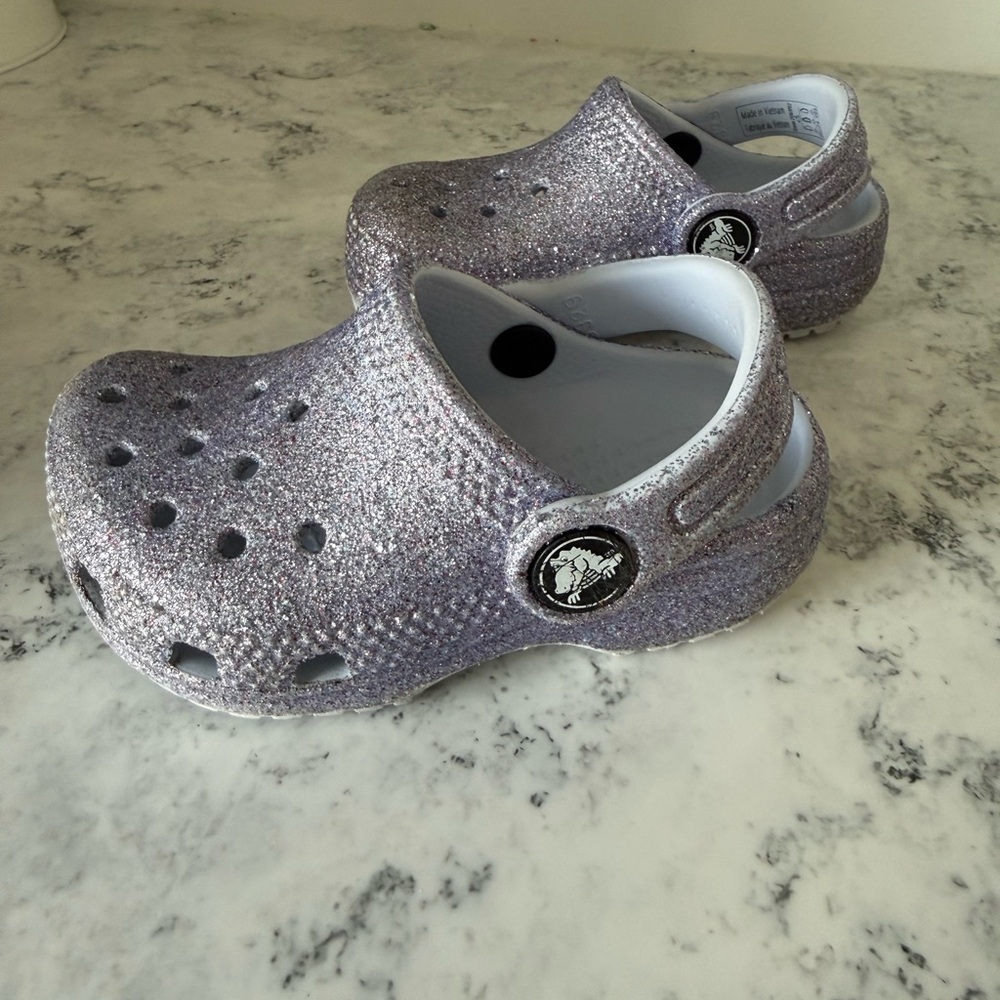 Croc toddler Glitter Slip-On Clogs - Sparkly Light Purple, size 5